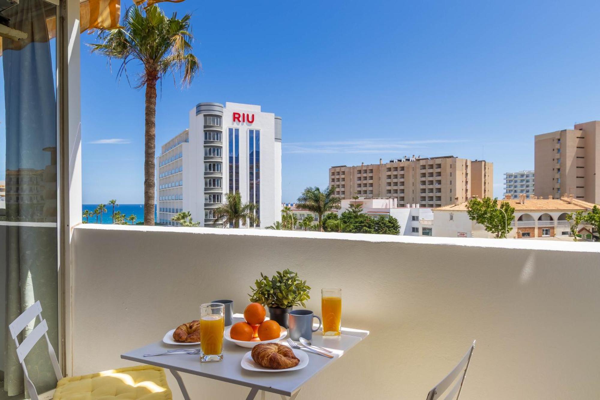 Erisa 52 By Ivi Real Estate Lejlighed Torremolinos Eksteriør billede