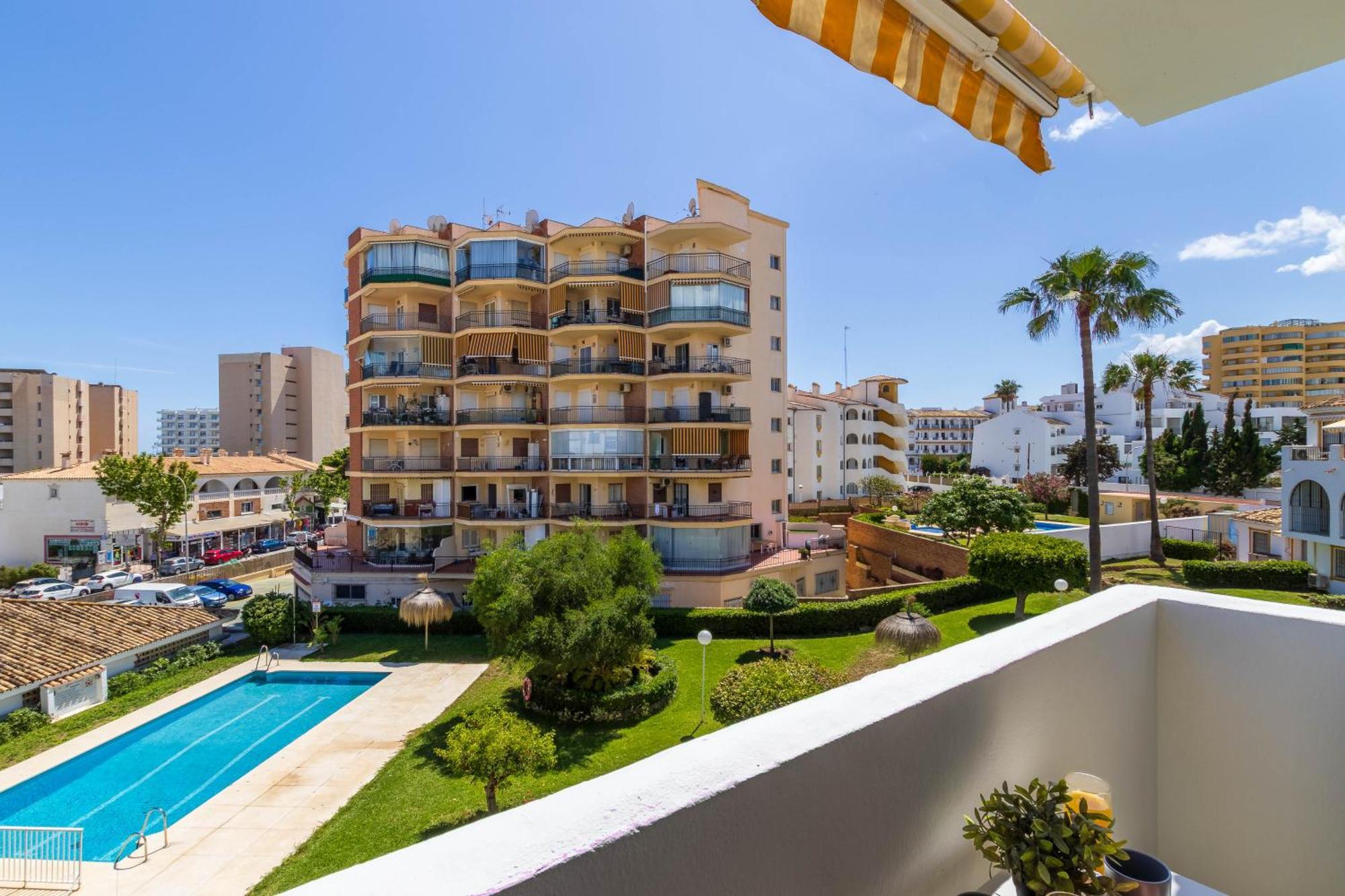 Erisa 52 By Ivi Real Estate Lejlighed Torremolinos Eksteriør billede